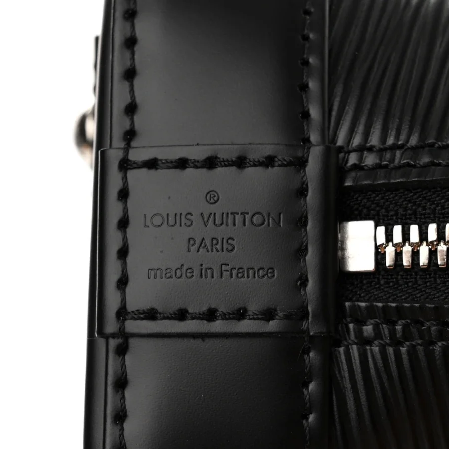 Experience Luxury with Superfake Alma BB Replica Handbags - Image 4
