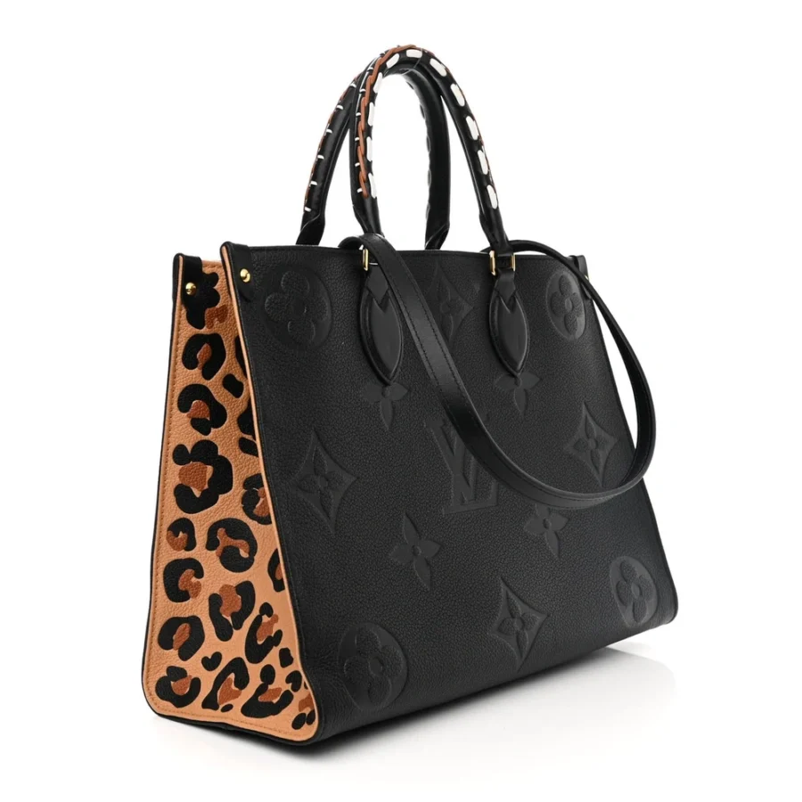 Mirror Quality Replica Louis Vuitton Wild at Heart OnTheGo MM - Image 8