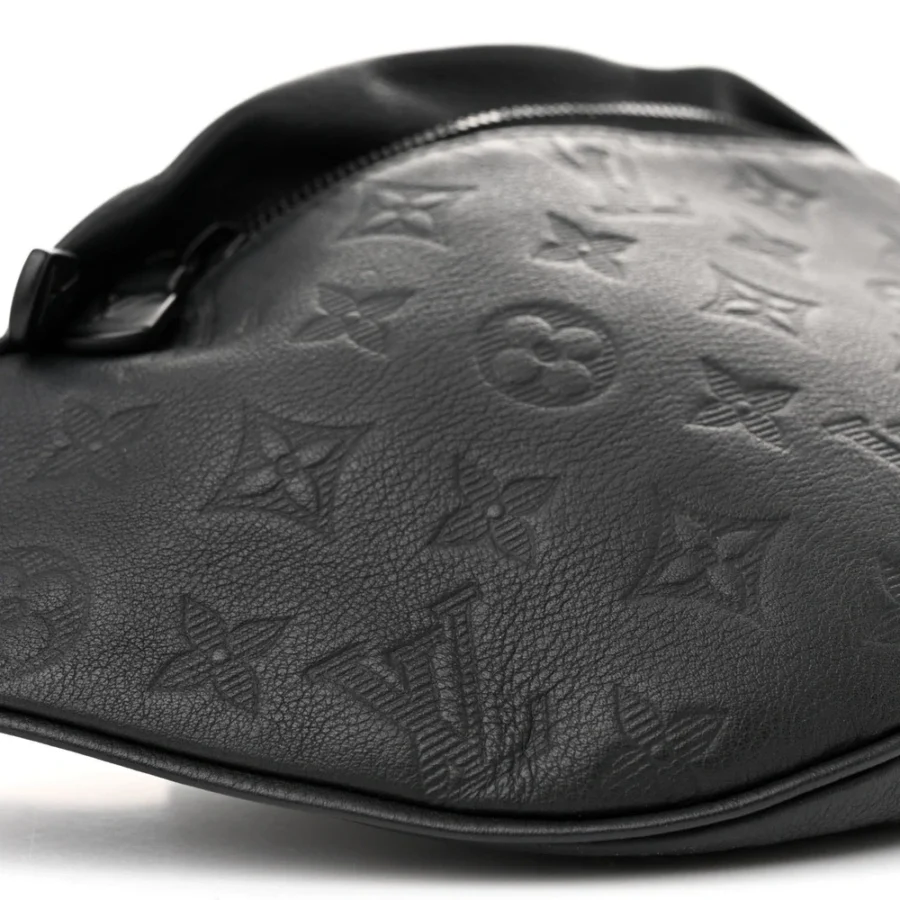 Luxury Superfake Louis Vuitton Black Shadow Bumbag MM - Image 3
