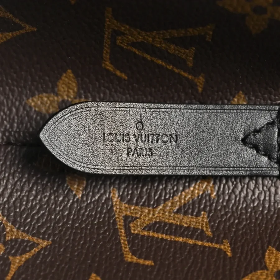 Superfake Handbags: Louis Vuitton Black Monogram Canvas NeoNoe MM - Image 5