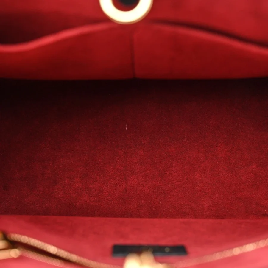 Superfake Louis Vuitton Handbags That Look Authentic - Image 5