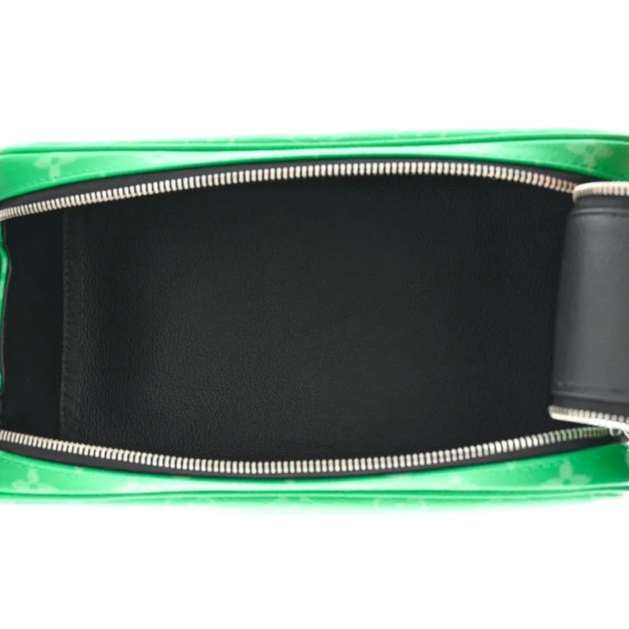 Replica Louis Vuitton Taigarama Dopp Kit – Unmatched Quality - Image 3