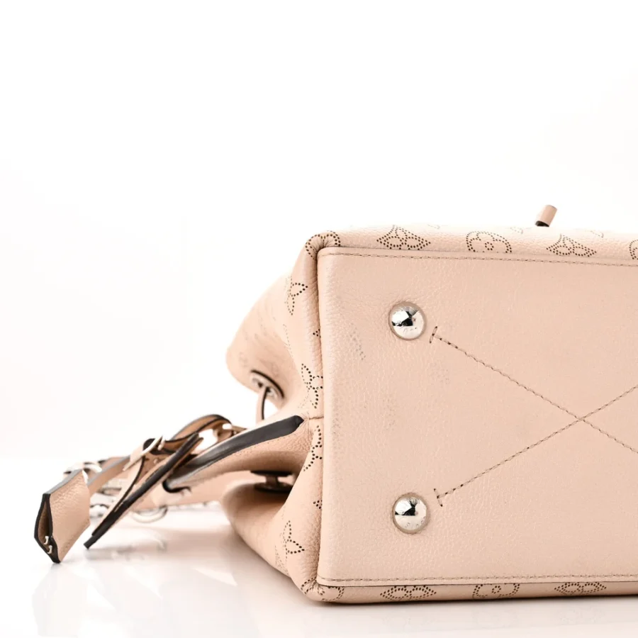 Superfake Louis Vuitton Muria in Mahina Leather - Image 3
