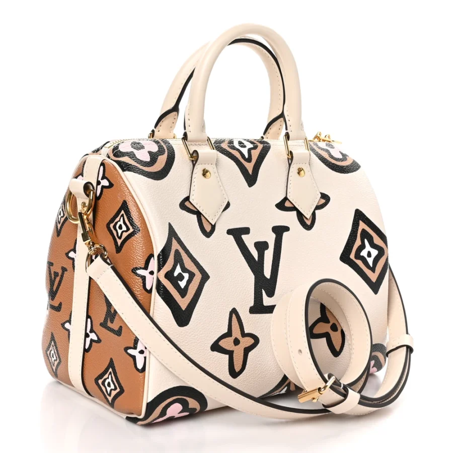 High-End Louis Vuitton Speedy Replica with Gold Hardware - Image 8