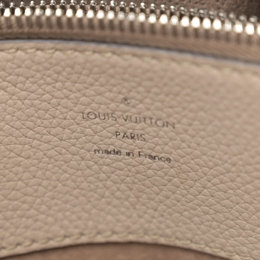 Replica Handbags – Louis Vuitton Galet Mahina Bella Tote With Silver Hardware - Image 4