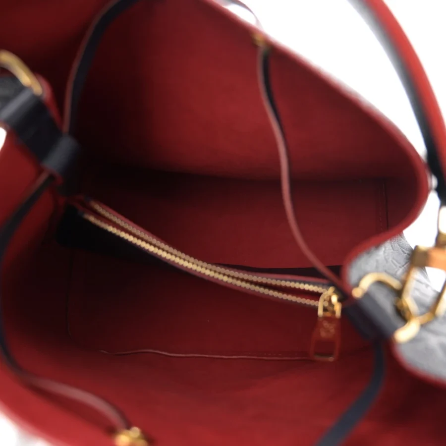 Superfake Louis Vuitton NeoNoe MM for Affordable Luxury - Image 4
