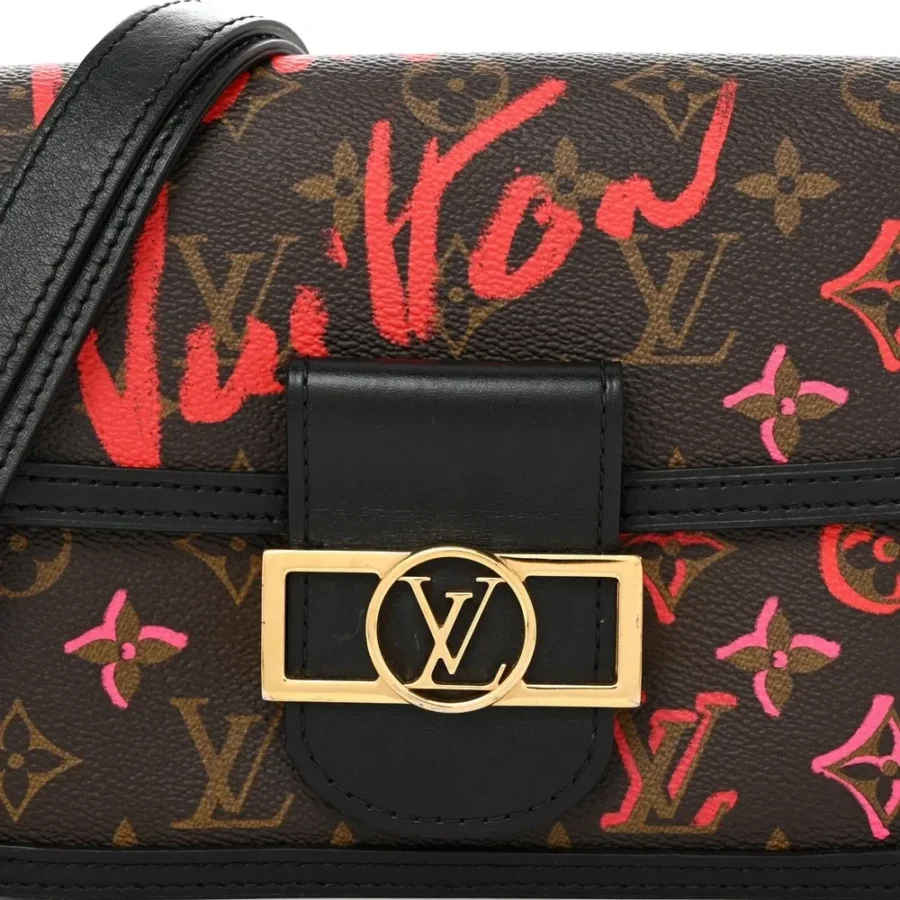 Superfake Handbags: Louis Vuitton Mini Dauphine Replica for Less - Image 6