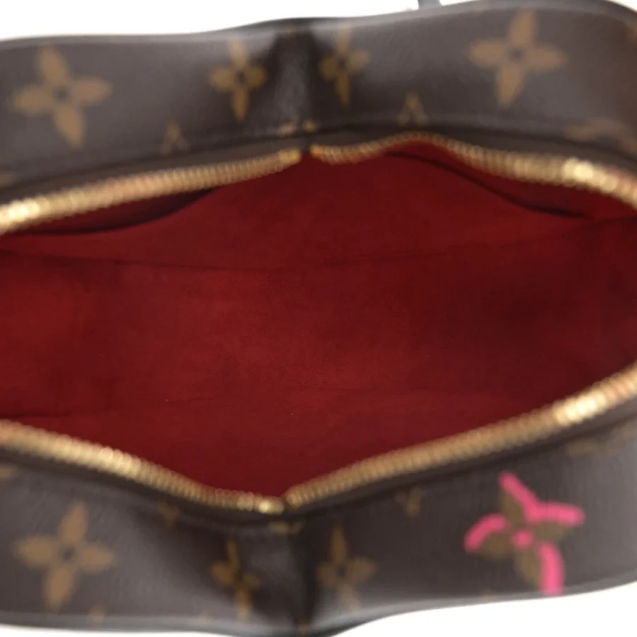 Louis Vuitton Fall in Love Sac Coeur PM Superfake Handbags - Image 4