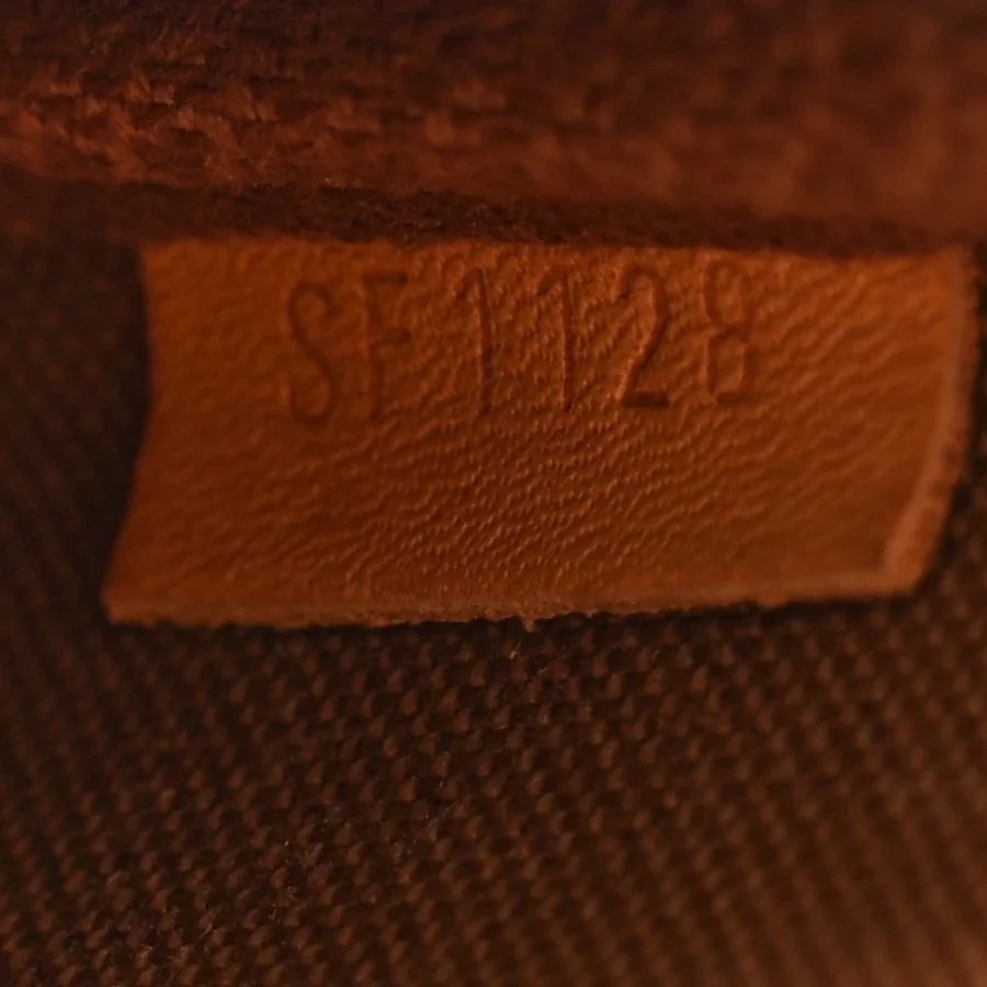High-End Superfake Louis Vuitton Monogram Mini Pochette Accessoires - Image 3