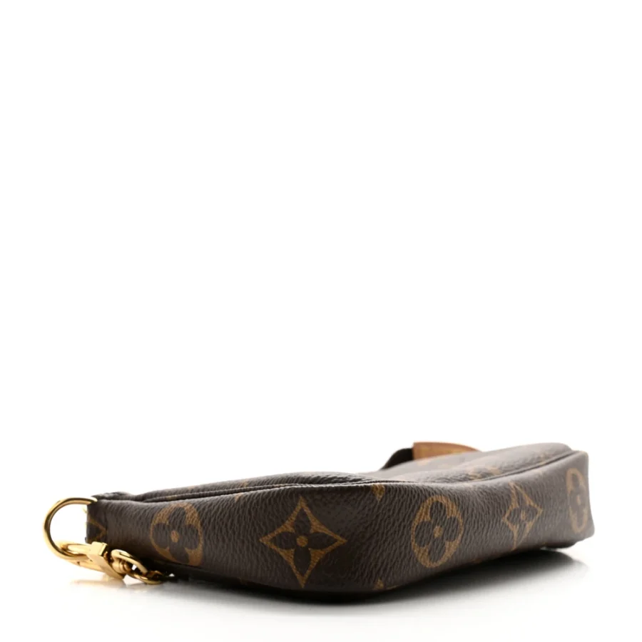 Mirror-Quality Louis Vuitton Monogram Pochette BB Replica - Image 4