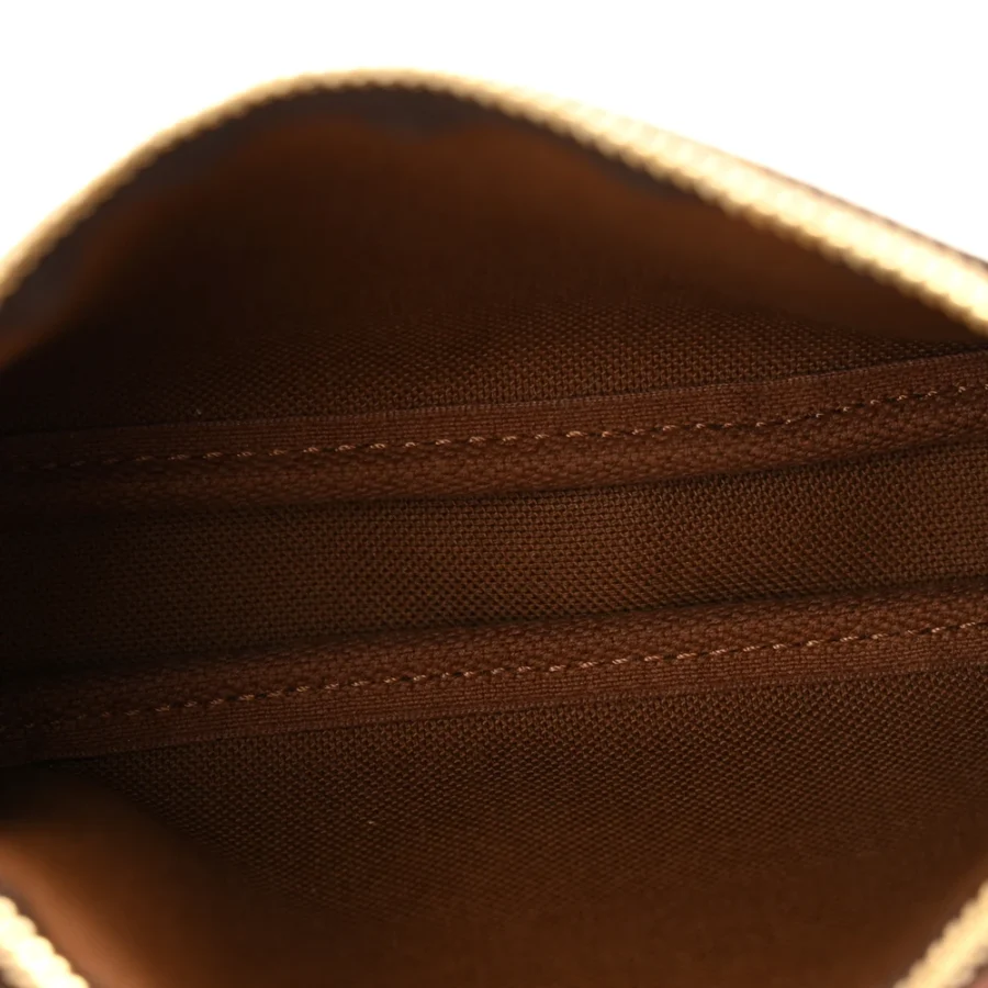 Mirror-Quality Louis Vuitton Monogram Pochette BB Replica - Image 3