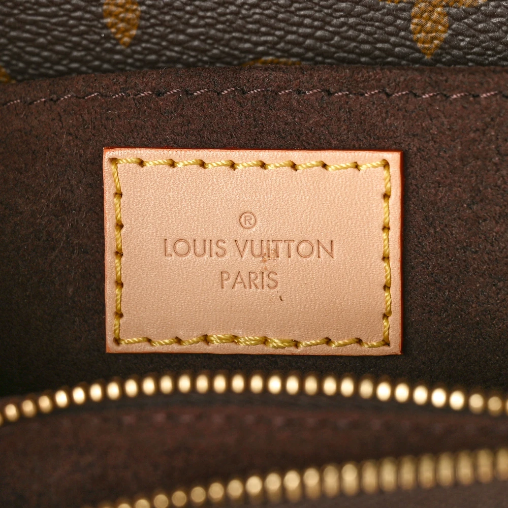Gold Hardware Replica Louis Vuitton Pochette Metis PM - Image 4