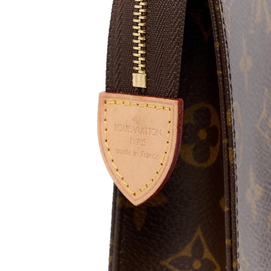 Replica Handbags – Louis Vuitton Monogram Pouch in Mirror Quality - Image 4
