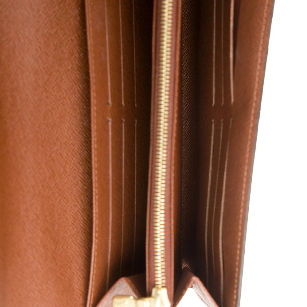 Superfake Louis Vuitton Monogram Canvas Wallet - Image 2