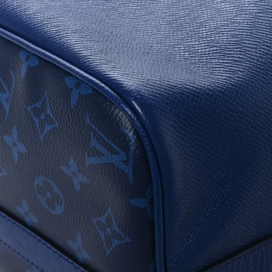 Replica Louis Vuitton Keepall 50 – Pacific Blue & Monogram Elegance - Image 7