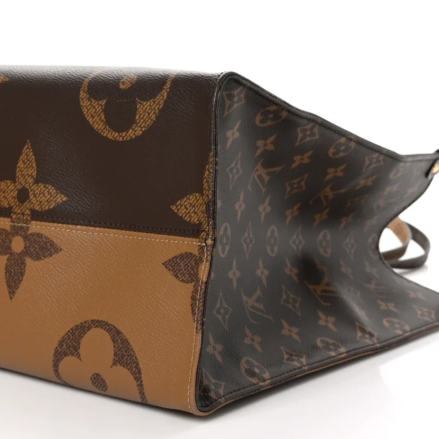 Superfake Handbags  Louis Vuitton Canvas Onthego GM Replica - Image 2