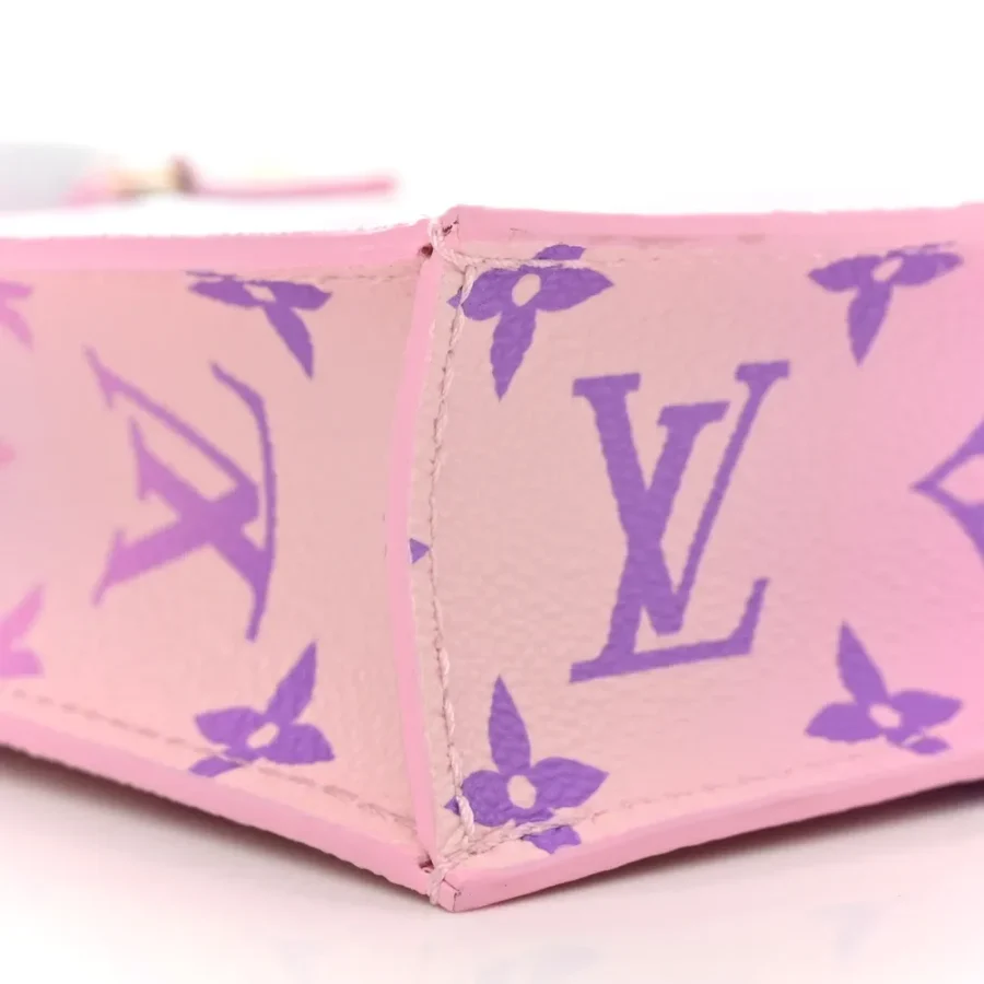 Superfake Handbags: Louis Vuitton Taigarama Duo Slingbag MM Replica - Image 3