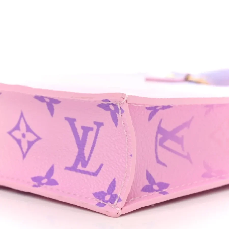 Superfake Handbags: Louis Vuitton Taigarama Duo Slingbag MM Replica - Image 2