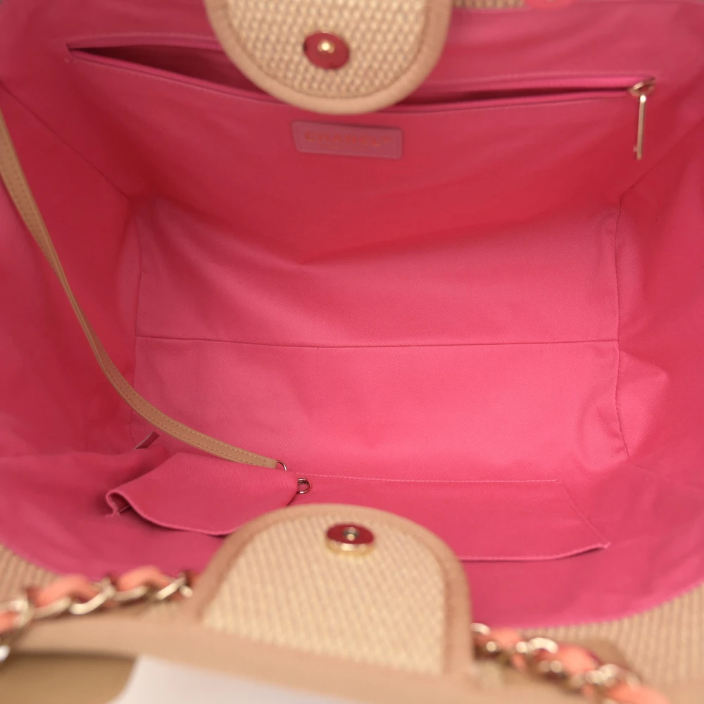 superclone quality Ch@nelde Deauville interior Closeup