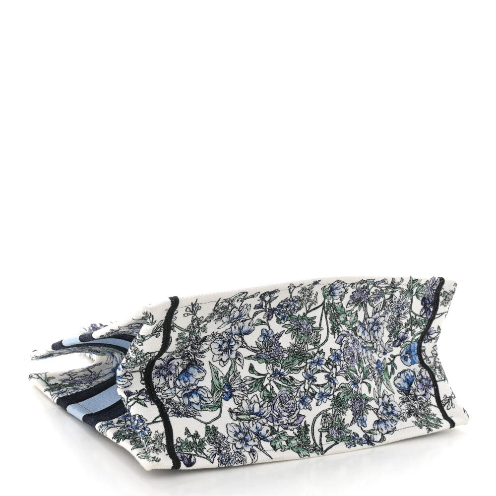 D!0r Medium Dioriviera Book Tote Blue Jungle Embroidery – High-End Quality - Image 5