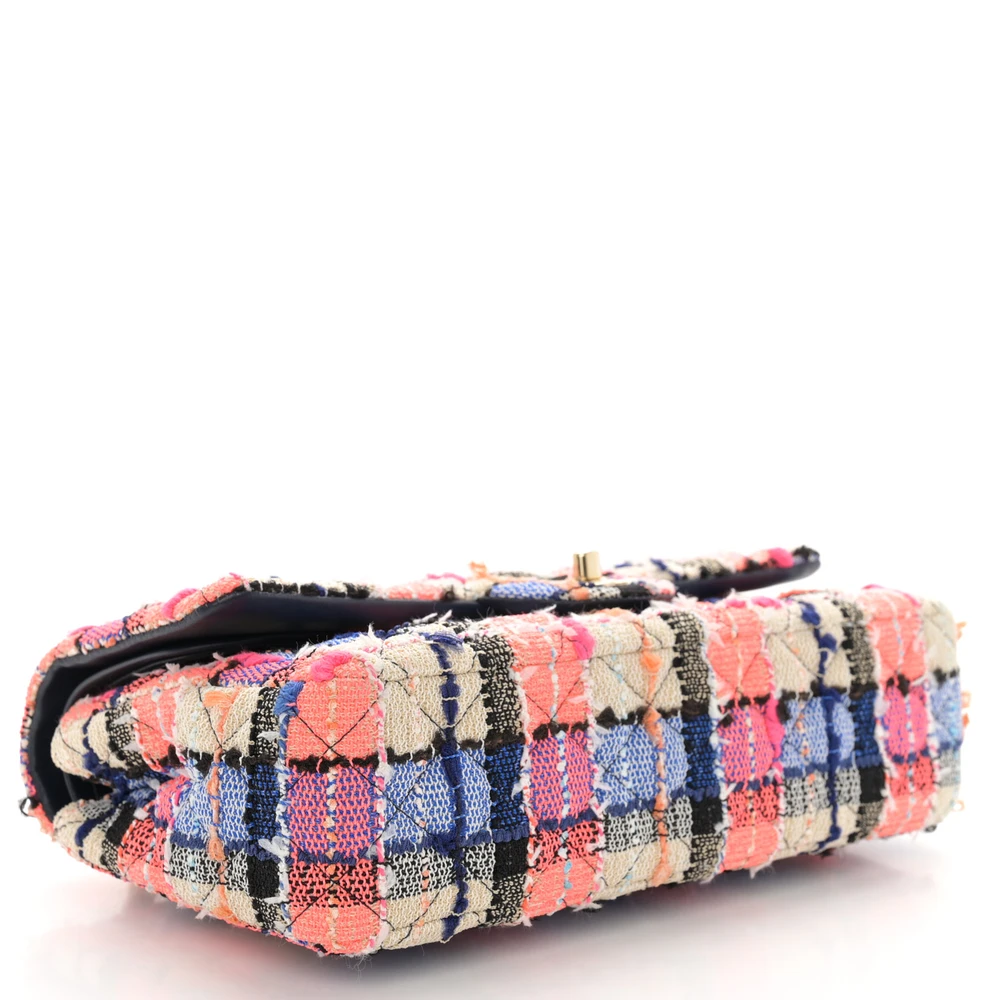 Bottom view of the multicolor tweed Ch@nel Medium Double Flap showing the structured base