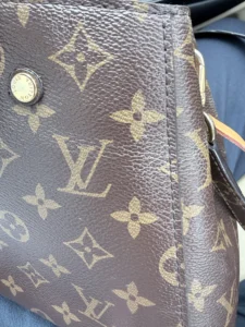 Close-up of super clone bag exterior and canavs