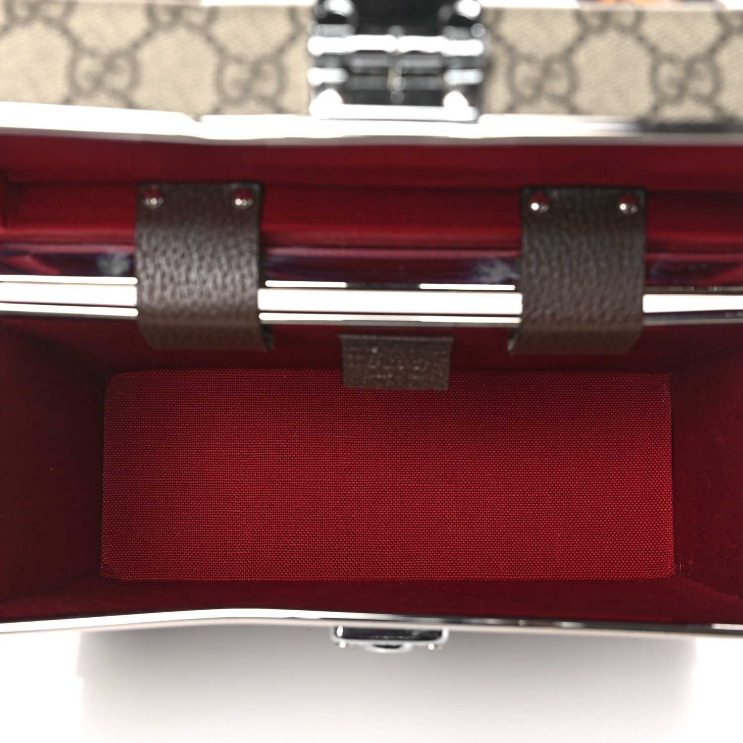 Interior view of the brown Globe-Trotter Beauty Case with organised storage compartments