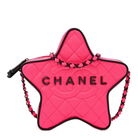 Front view of the fuchsia Ch@nel Walk of Fame Star Bag with prominent CC detailing and black hardware