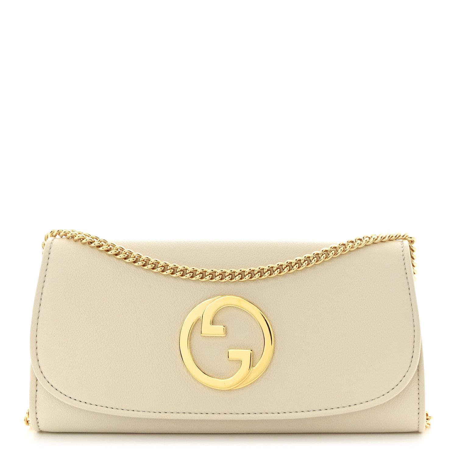 Fronr view of the Mystic White Gucc! Blondie Chain Wallet with gold-tone interlocking GG logo