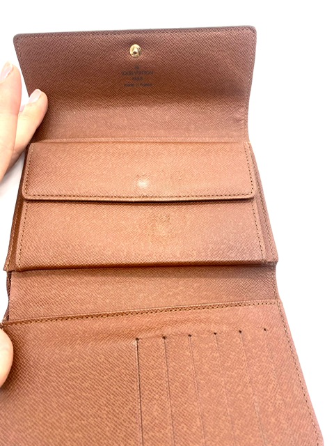 Lou!S Vuiton bag leather comparison showing Super Clone vs AAA bags quality