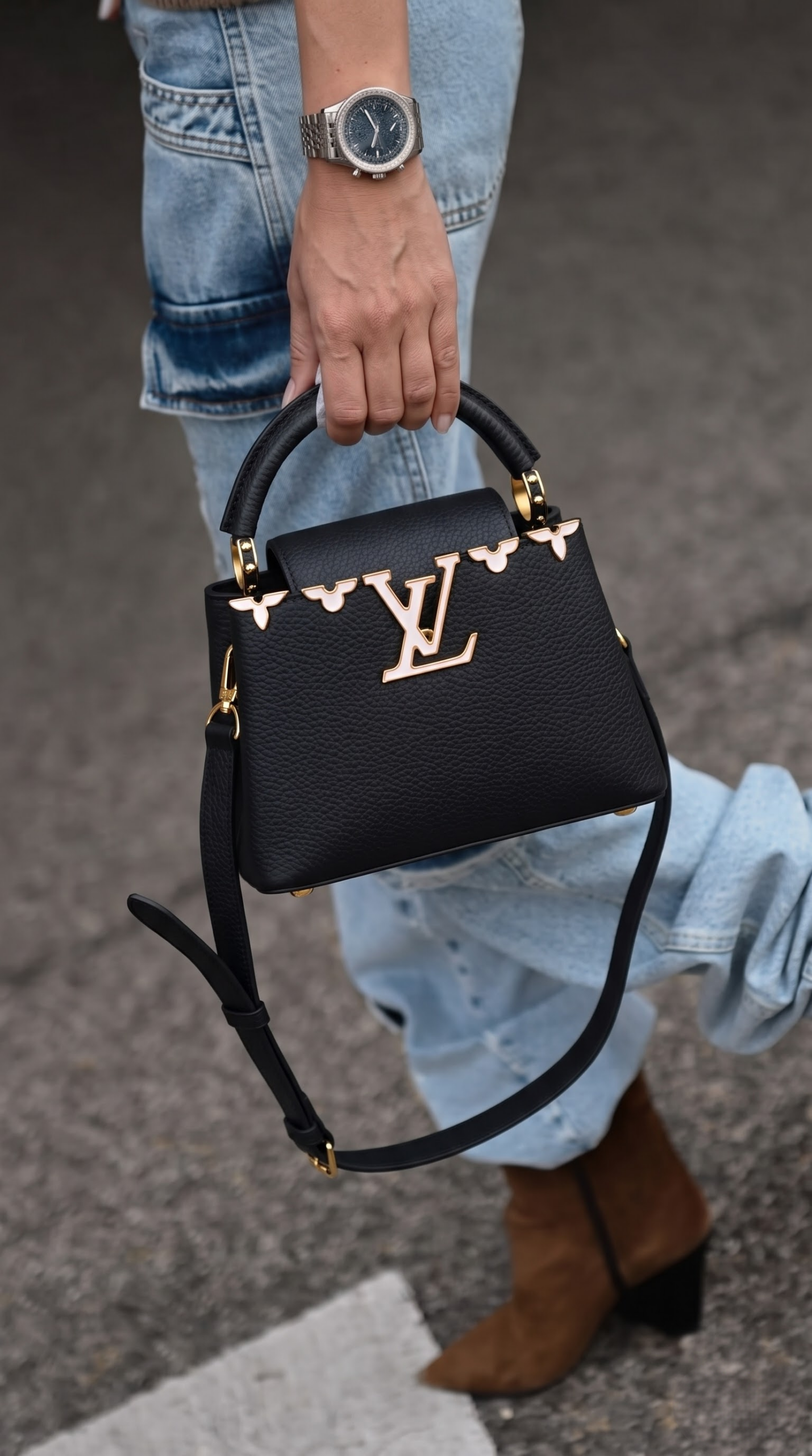 Lou!S Vuiton Capucines Flower Crown Black Superfake Handbags