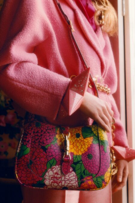 Model carrying the multicolor Gucc! X Ken Scott Small Jackie 1961 Hobo