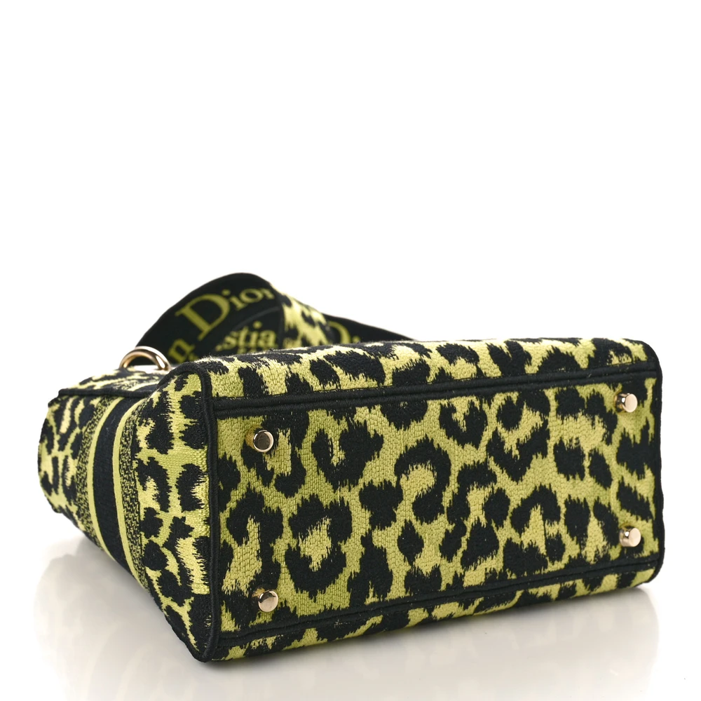 Bottom view of the lime D!0r Medium Lady D-Lite Bag with Mizza leopard embroidery and D!0r PARIS signature